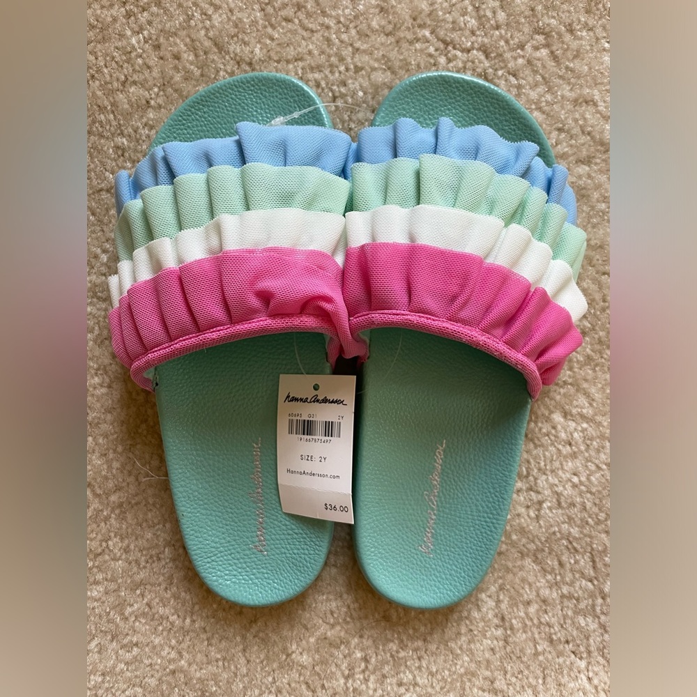 Hanna Andersson Girl’s Slides Sandals, size 2Y